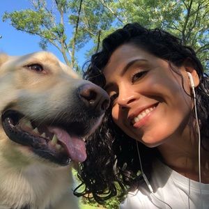 Meet your Posher, Angie